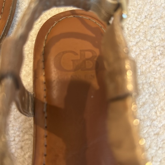 Gianni Bini Elegant Gold Women's Sandals - Picture 4 of 5